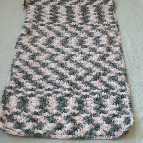 Hand Crafted Crocheted Baby Blanket Pink and Gray - Picture 5 of 6